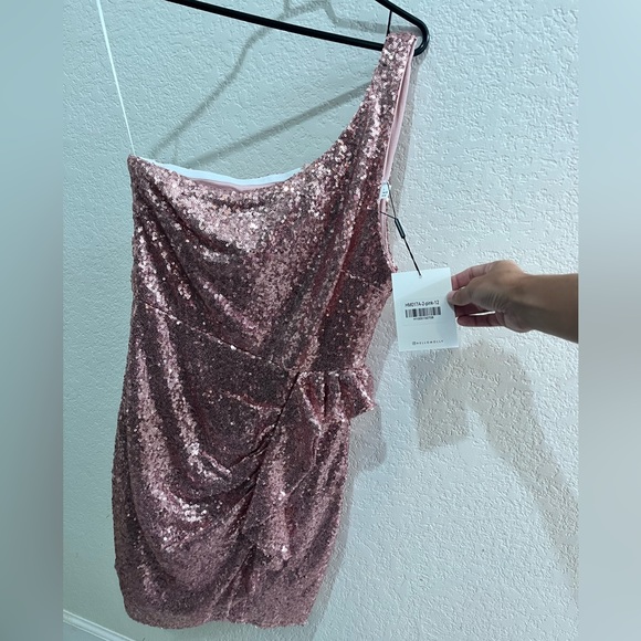 Hello Molly sparkly mini dress! Never worn, new with tags!! - Picture 1 of 1